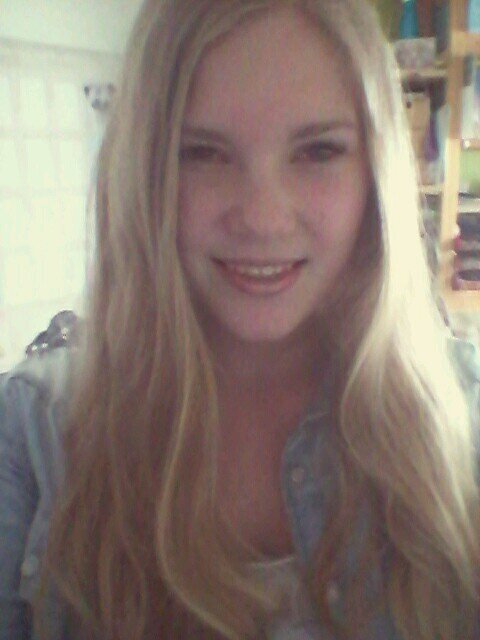 _LifeIsMagic's profile picture. 18 jaar inmiddels. Ik hou nog steeds van Pizza.