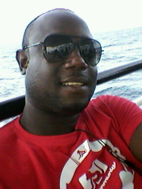 DJ /PROMOTER FOUNDER OF COUNTRYBOYZ ENTERTAINMENT HAVE A PASSION FOR MUSIC AND WOULD LOVE 2 CHANGE D WORLD MAKE IT A BETTER PLACE SO I' djkrazieg@gmail.com