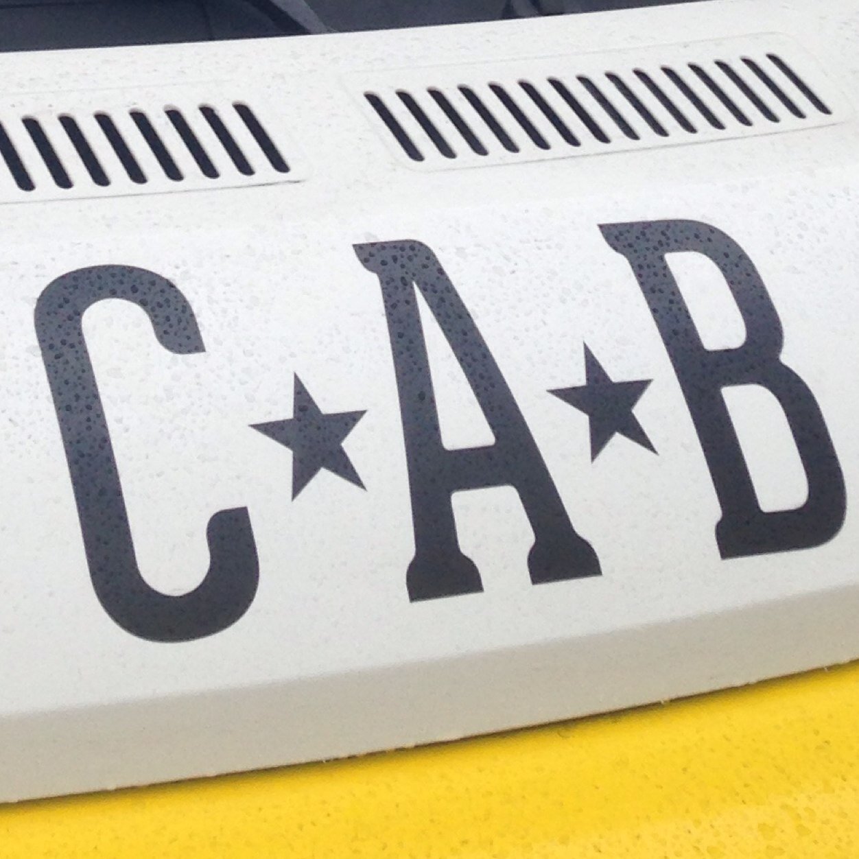 lecamionaburger's profile picture. Le FoodTruck du @lebaraburger des Burgers Gourmets et Gourmands !
FoodTruck le plus haut du monde