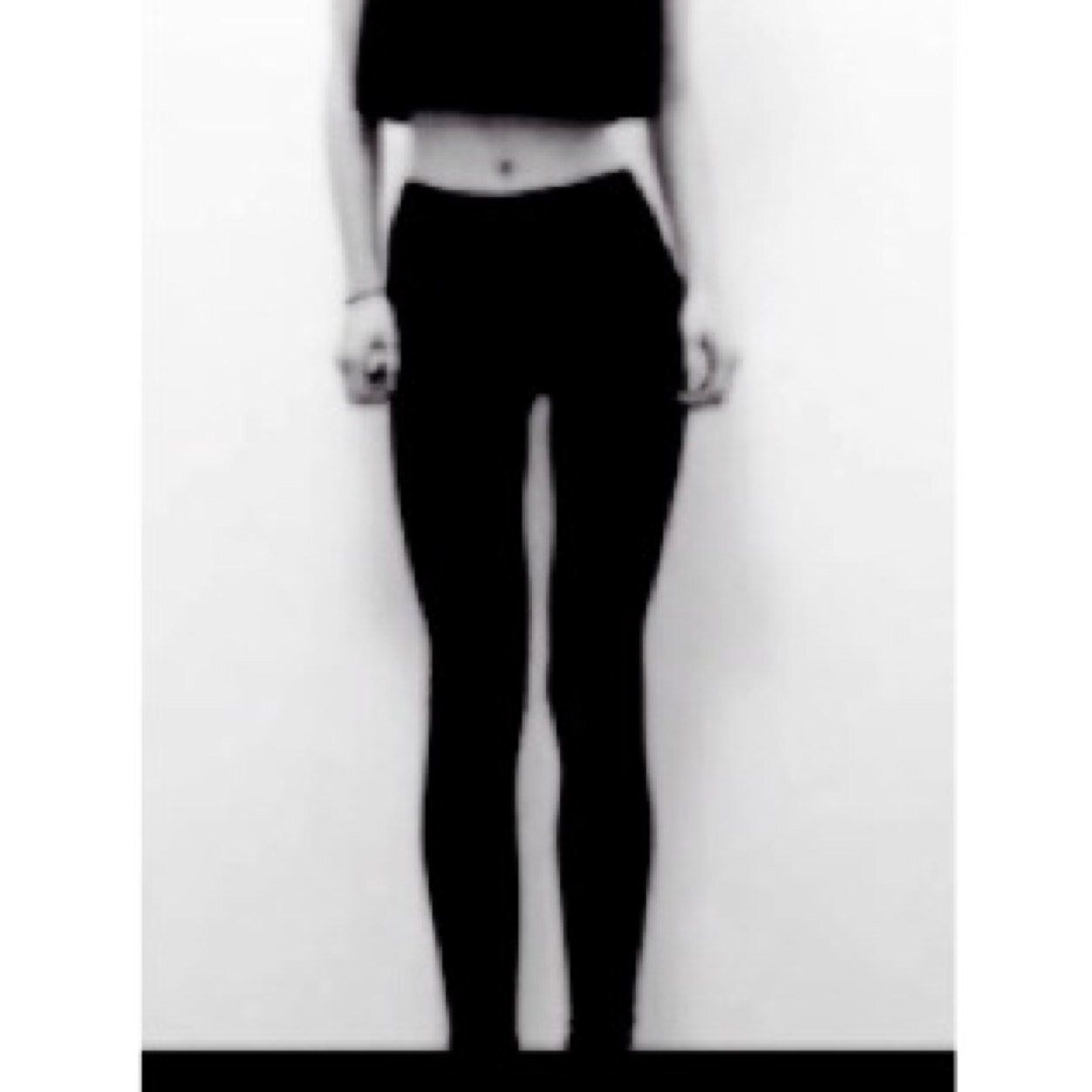 fxckyacyrus's profile picture. suicide don't take away the pain, it gives it to someone else