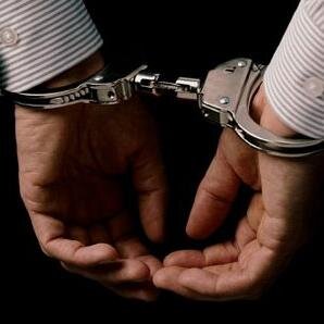 Perfil criado para mostrar e difundir notícias sobre a #CrisenaPF. @ClubeFollowBack