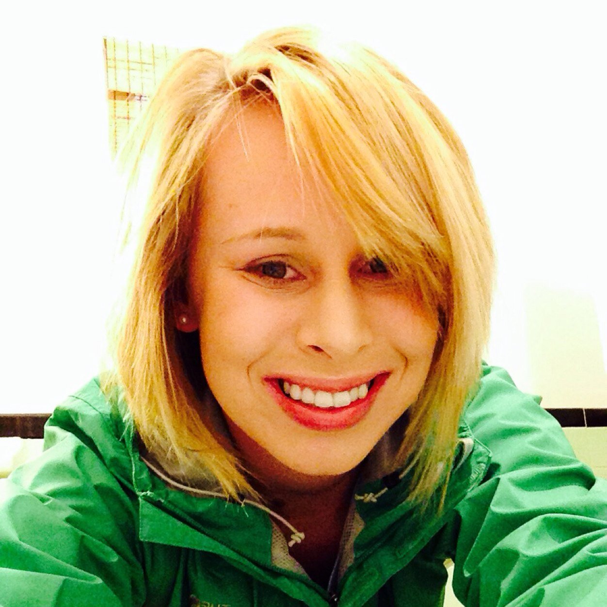 jennlwalker44's profile picture. When life gives you a hundred reasons to cry, show life you have a thousand reasons to smile.