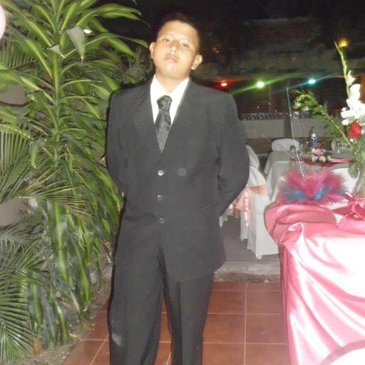 @CANTANTE & @COMPOSITOR DE ESMERALDAS-ECUADOR