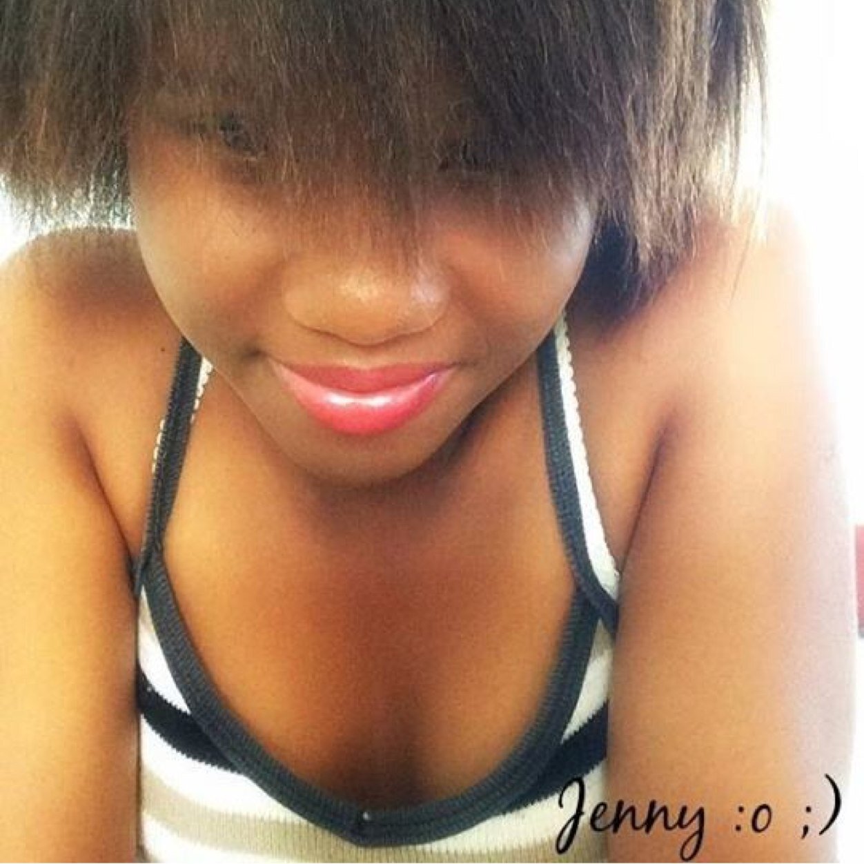FOLLOW ME :) Ama Follow back NP .. #Comme #Des #Fuckdown #Realtweets # Taken ❤Ry ❤