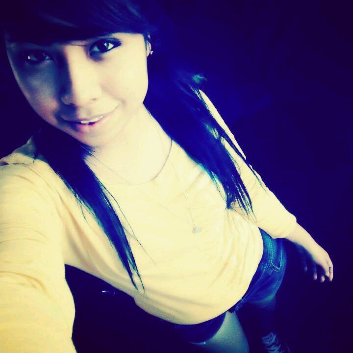 HolA, ps no uso mucho twitter pero sí me sigues, te sigo :)