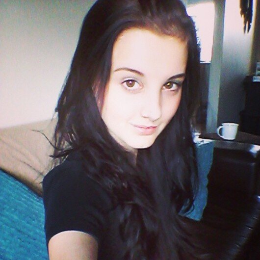 21bluebutton's profile picture. Love life and all things vintage :)