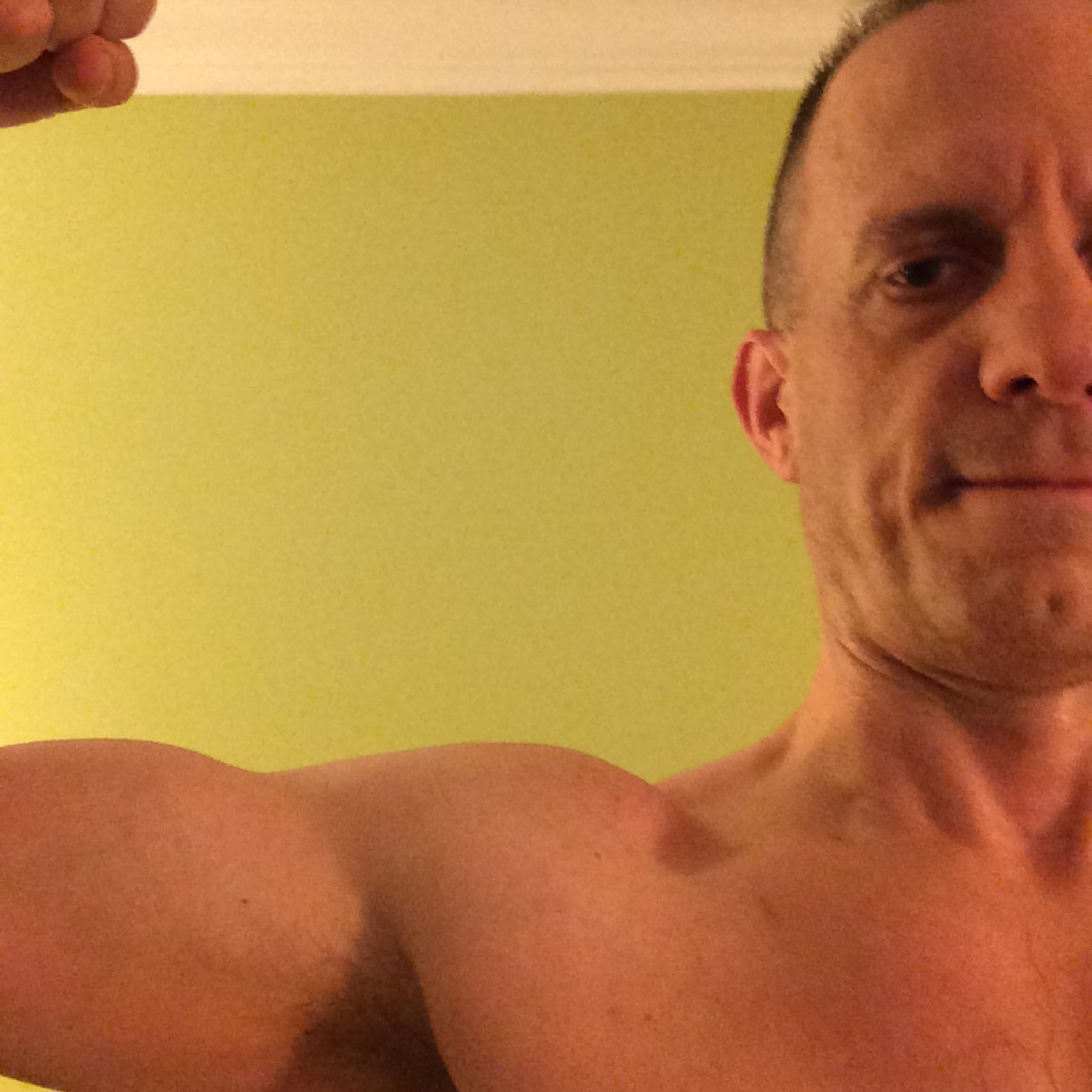 FFunDC's profile picture. 