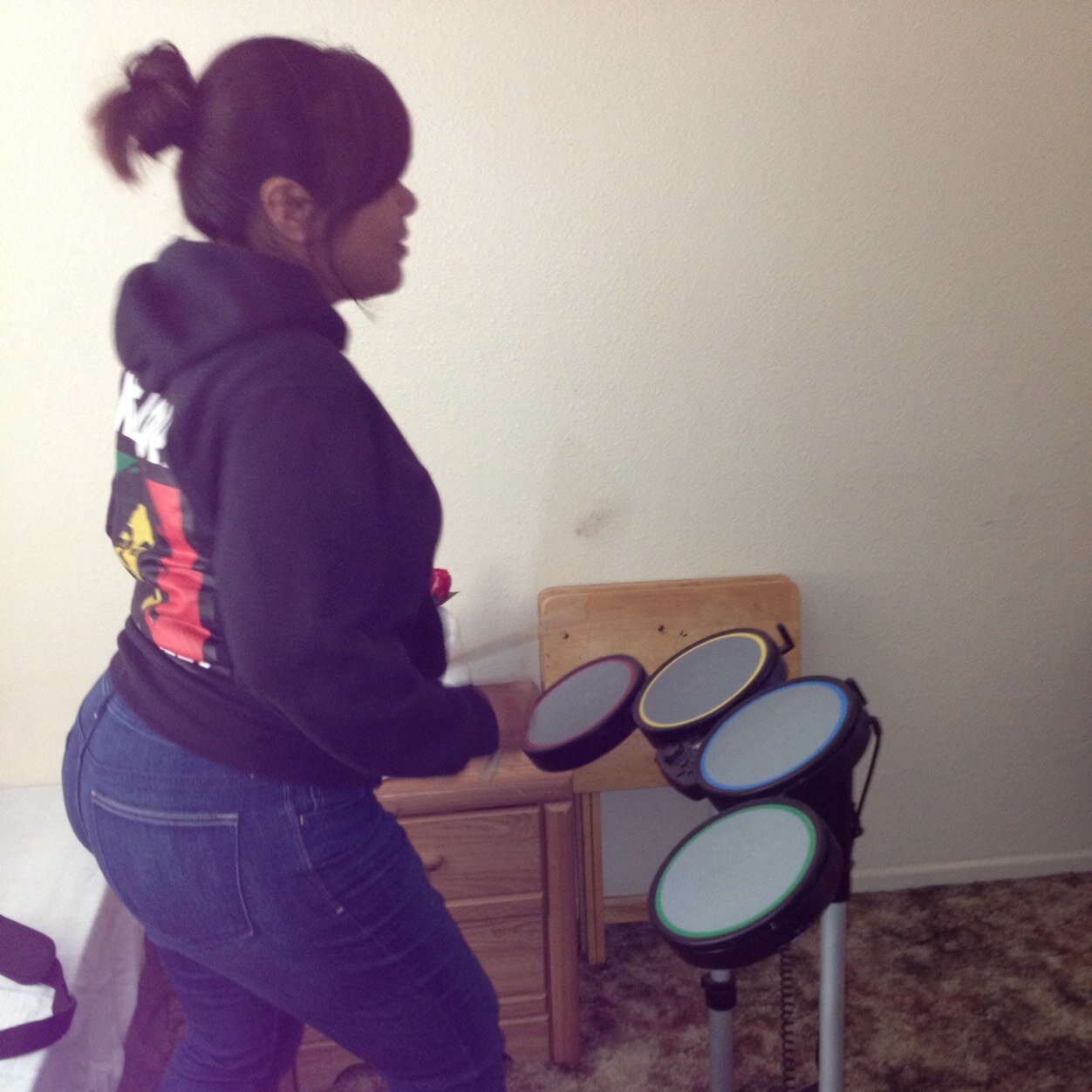 ElviaOcheita's profile picture. 