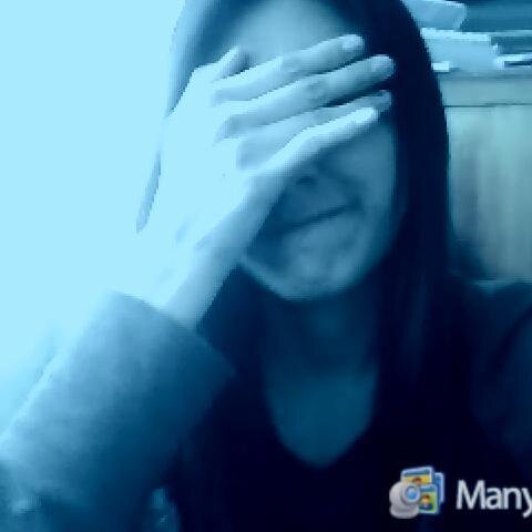 Algo rara loca bipolar etc. pero siempre sonriendo I love @justinbieber @bigtimerush @onedirection