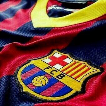 Esto no es un equipo es más que eso es un sentimiento que sólo lo sentimos los más cules ¡ Visca el Barsa y Visca Cataluña !