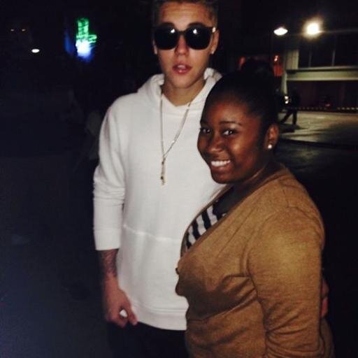 Met Justin 4/7/14 at 5 AM & he followed 9/5/14 byee. Met Kian and JC 2/8/15 #Belieber #HartThrob #YouTuber