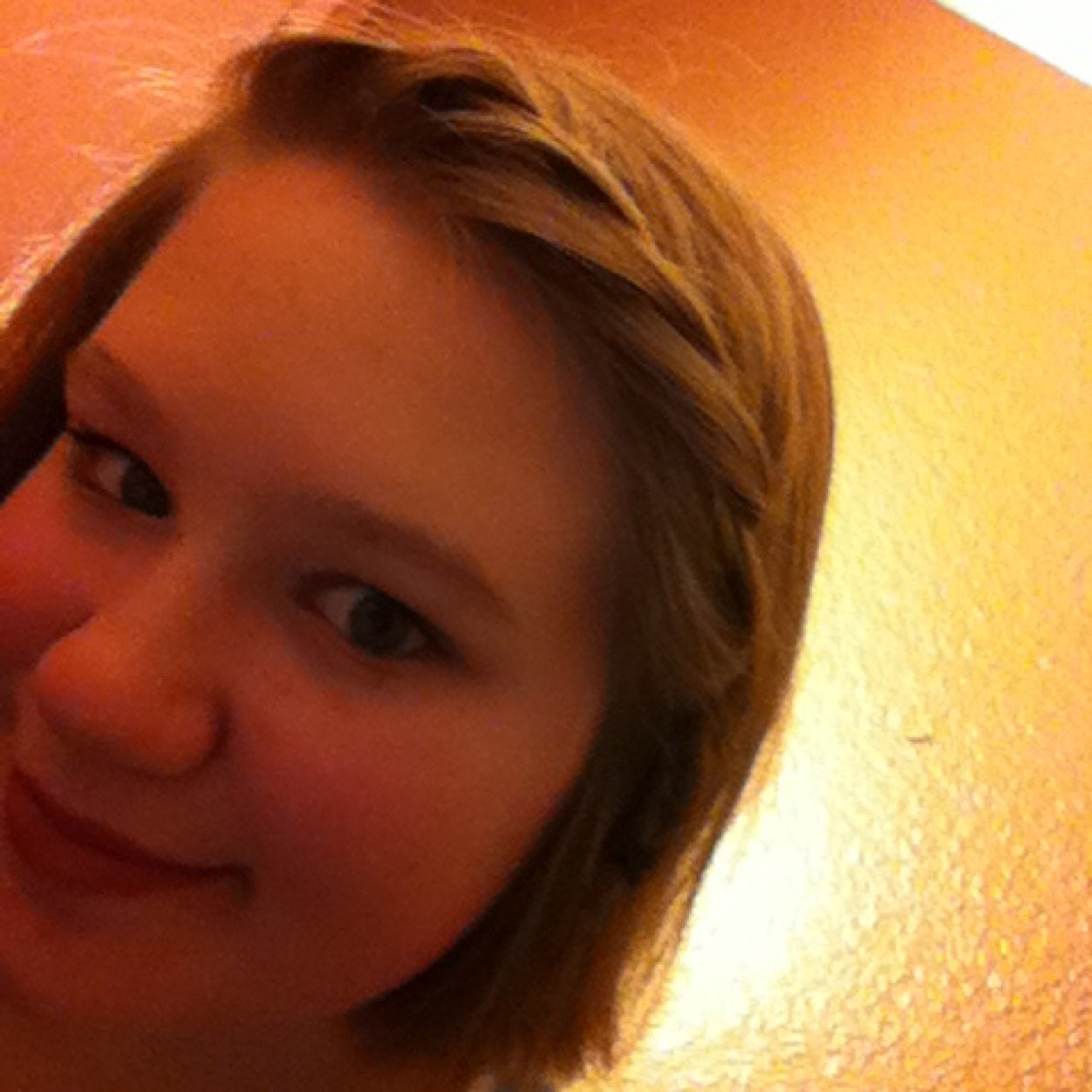 I love One Direction and stripes and colorfull things :-) and im bi