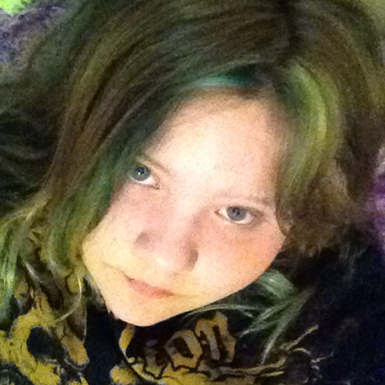 BROKENCYDE WILL NEVER DIE! 
Hey my name is Dakota and I love Brokencyde, altho i love Sev even more 
I skateboard, sing, dance, and swim! Get Crunk and tipsy!