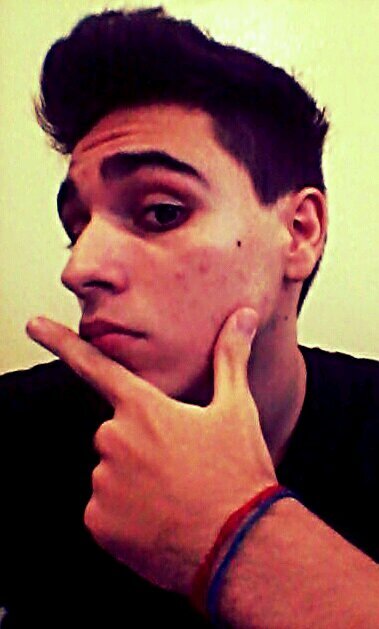 Tudo o que um sonho precisa para ser realizado é alguém que acredite que ele possa ser realizado (Namorando).
 ✌