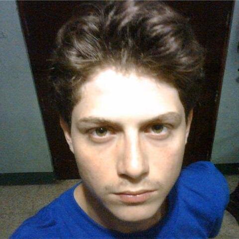 JVcuenca70's profile picture. Soy un joven loco, enamorado de la vida, me gusta el havi metal y escribir cursileria imedia q esperas  sigueme y te sigo https://t.co/gA0iDvlwGZ