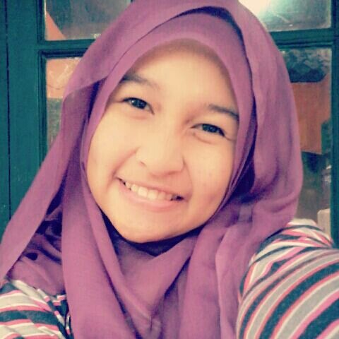 Nickname yuni yuni :p | School at SMKN 1 Cibadak | Triangle ceria ╮(^▽^)╭