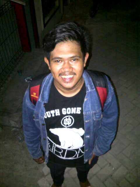 ALLAH SWT | ariskanofatriani's{♥} | @FOGofficial | NETKROCENTY'13 | STIAMI'13 PAJAK | #YNWA | LIVERPOOL PRIDE | SLOWLY™