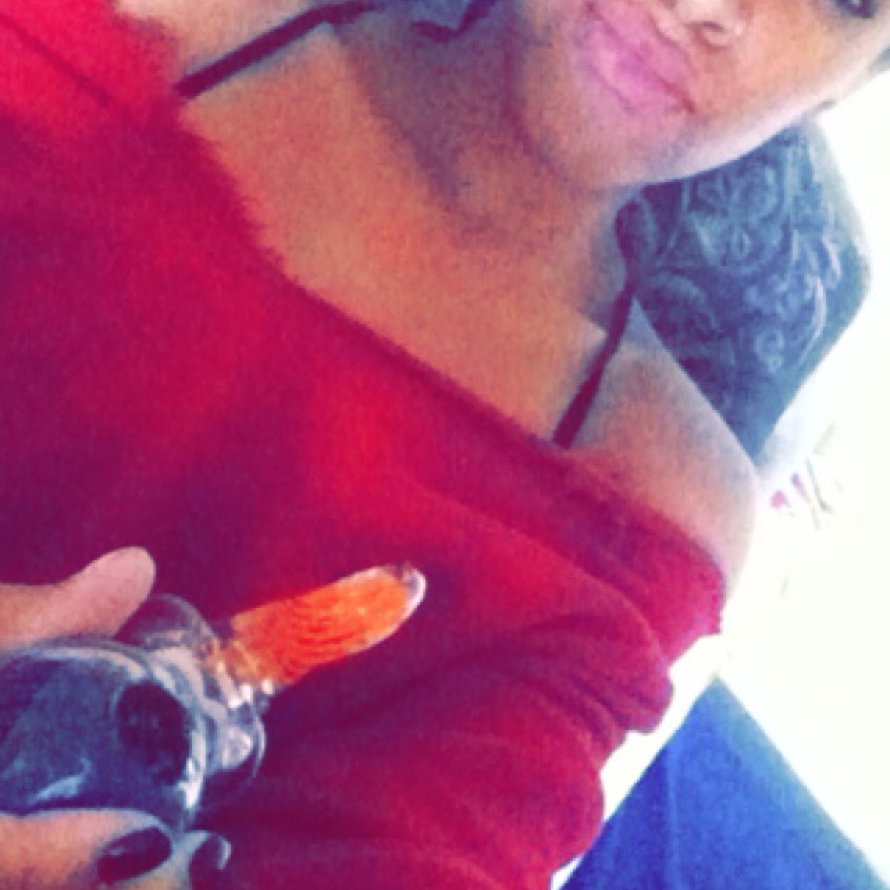 21 | | Mother |Denver, Co | Poet | Lover | Entrepenuer
#teamlesbian
 #TeamCristiles 
You are your own gate homder. So wassup??