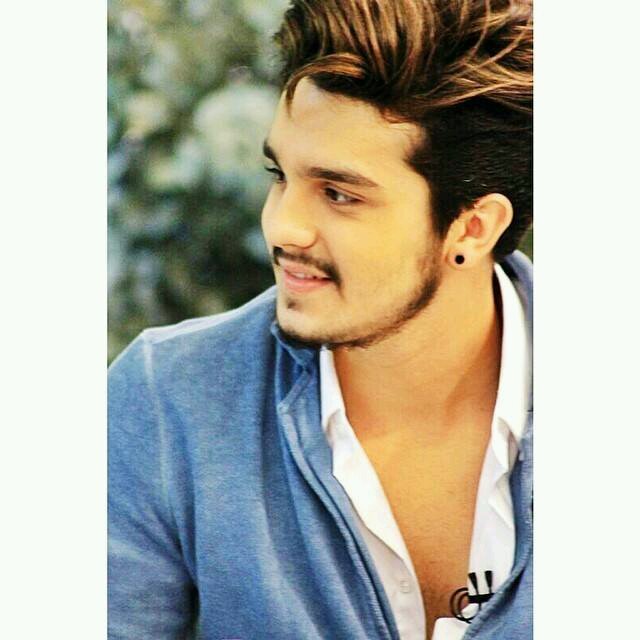 Luan, meu amor por você é tão forte como a noite, perfeito como o dia. Meu príncipe, amo vc demais da conta s2 @luansantana
