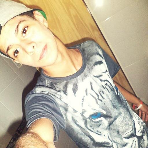 SEGUIME Y TE SIGO♥ :3