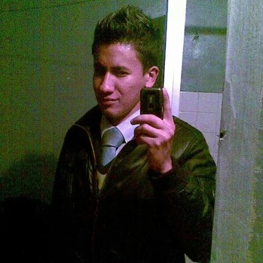 #Soltero..Trabajador..Vivo..La..Vida !!