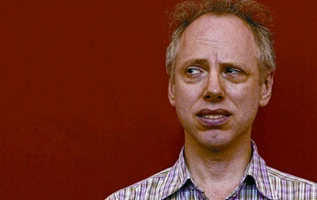 Lo único que me falta para ser el hombre perfecto es mentir. Frase pretenciosa No 2. Víctima de plagio a priori. solucionario de preguntas retóricas.