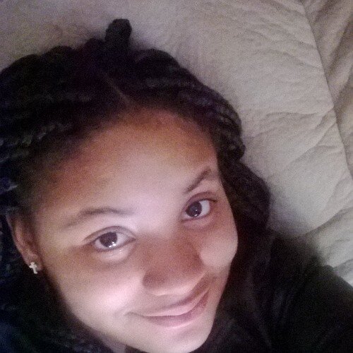 Out going very kind I love to sing and writing songs
