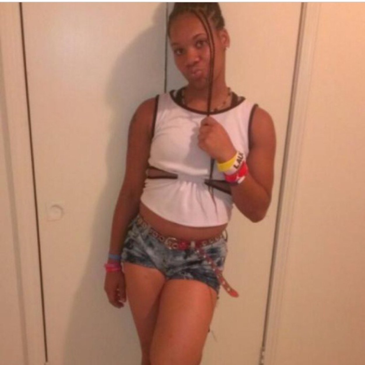 Mommy to be #NoLimitGvng$$ #ball is life #Taken http://t.co/8wrUqnrXZg @vanilla_ice014
