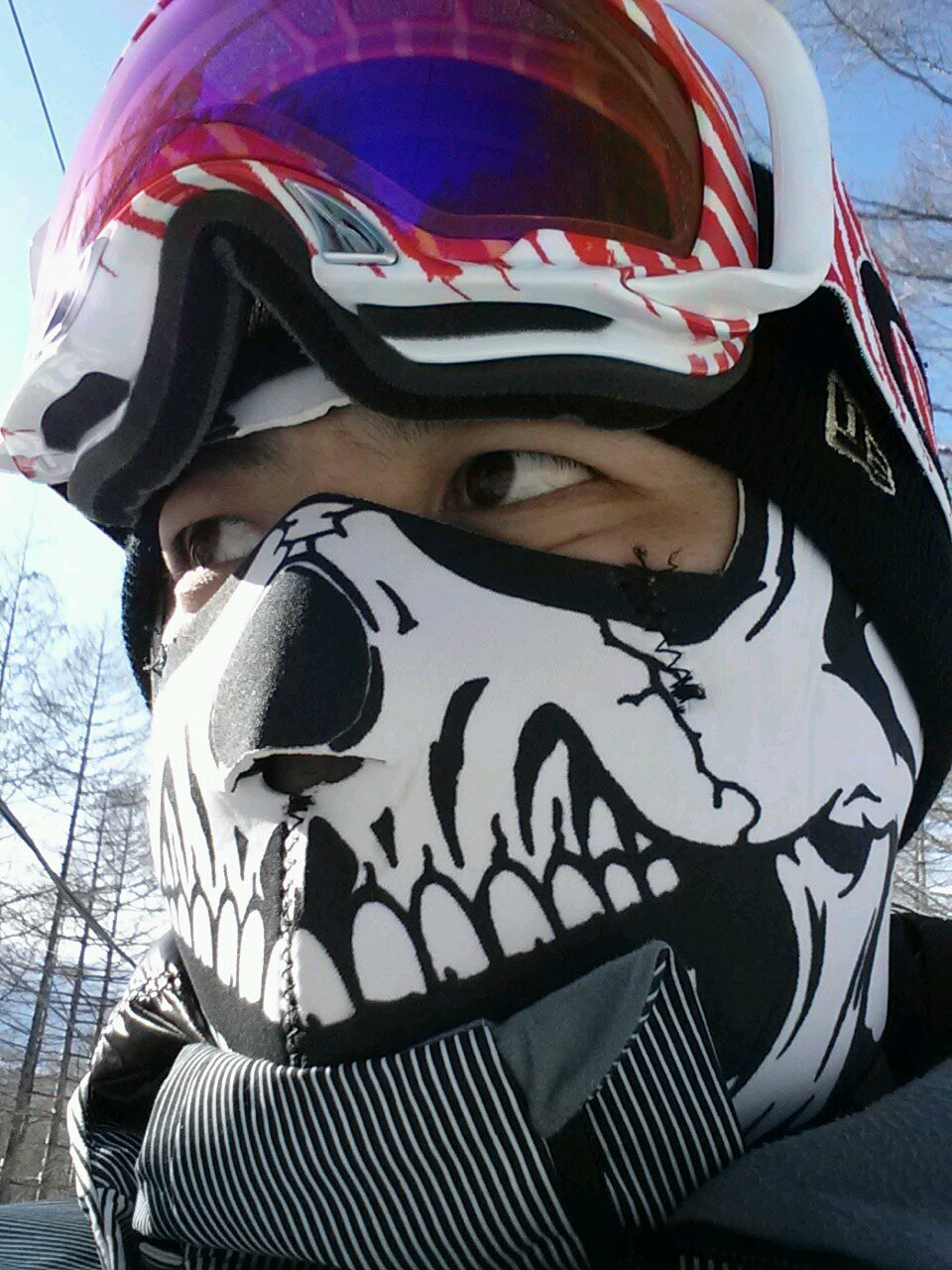 九州男児です、バイクや車が大好きです。 ＳＵＭＭＥＲ＝沖縄！ってくらい沖縄ＬＯＶＥ出身は鹿児島ですが・・・。 冬は雪山で一枚板に乗って転がってます。 仲良くしてね。
