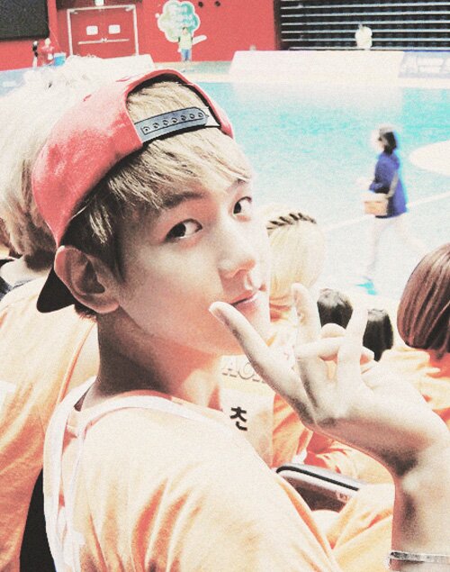 this is a free follow!! pls
followback to @meillindaa c:
thankyaaa~