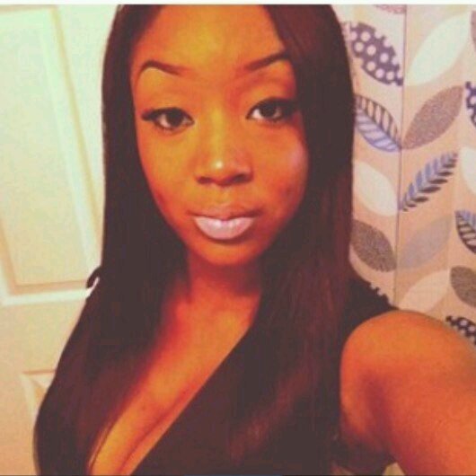 SERIOUS Singer,Song Writter,Actress, Model FOR BOOKING INFO contact :ms.desirezone@yahoo.com IG@theycallme_desire