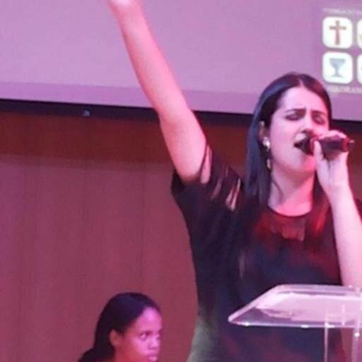 Adoradora e Serva do Senhor.