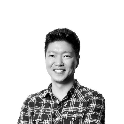 product manager in fintech, MBA@UCLAAnderson, past experience around mobile commerce, advertising, payments, media