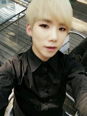 หล่อจบ