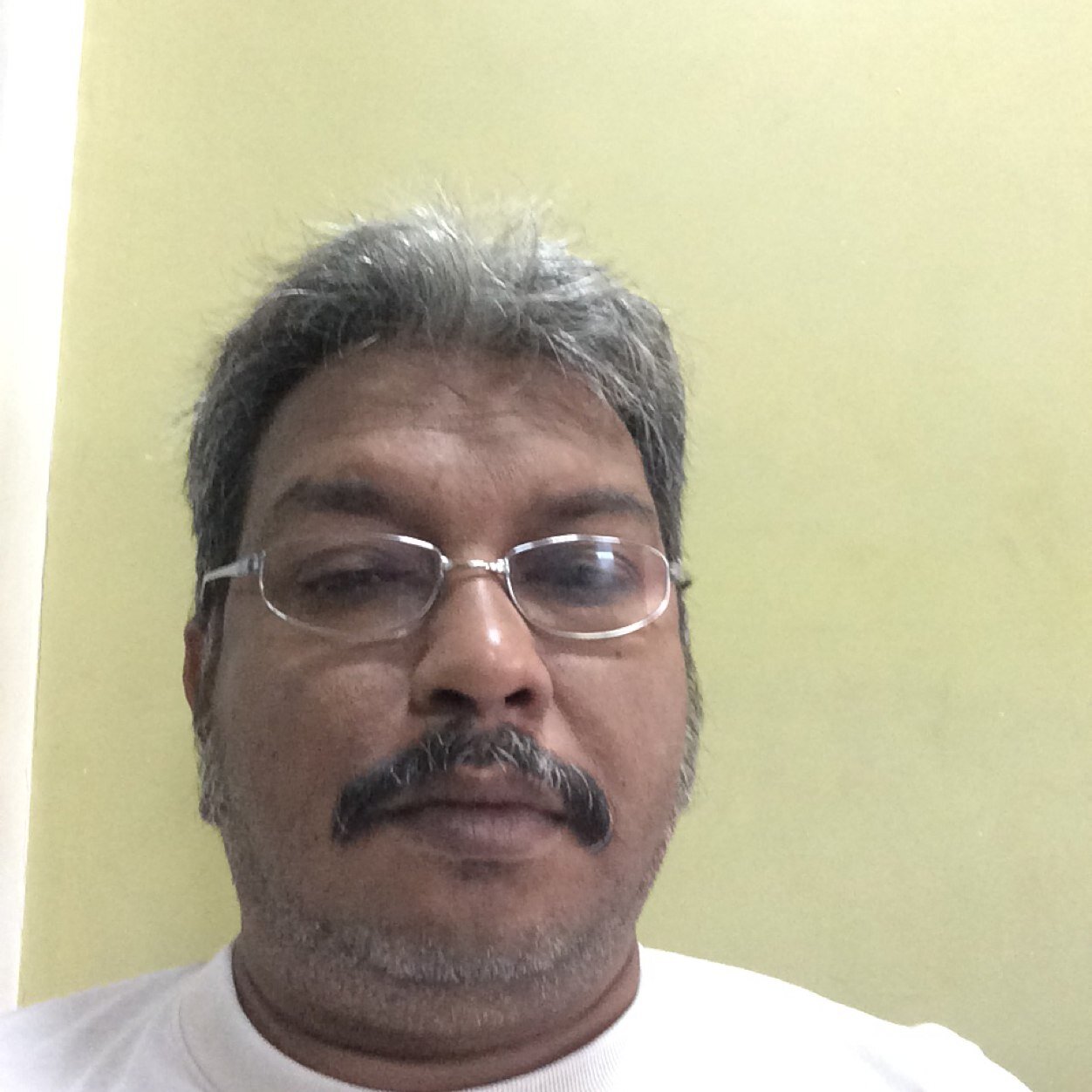 Retired but not tired. Give no orders and take no orders. Be contended and be happy.