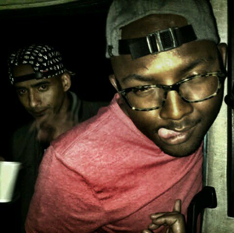 350_moe's profile picture. I m a real hustler..........fck wit my team u fck wit me.......lik playing pool,games,watching soccer,reading books.......I m a christian