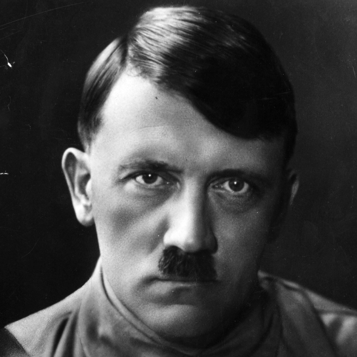 @HitleronMeth