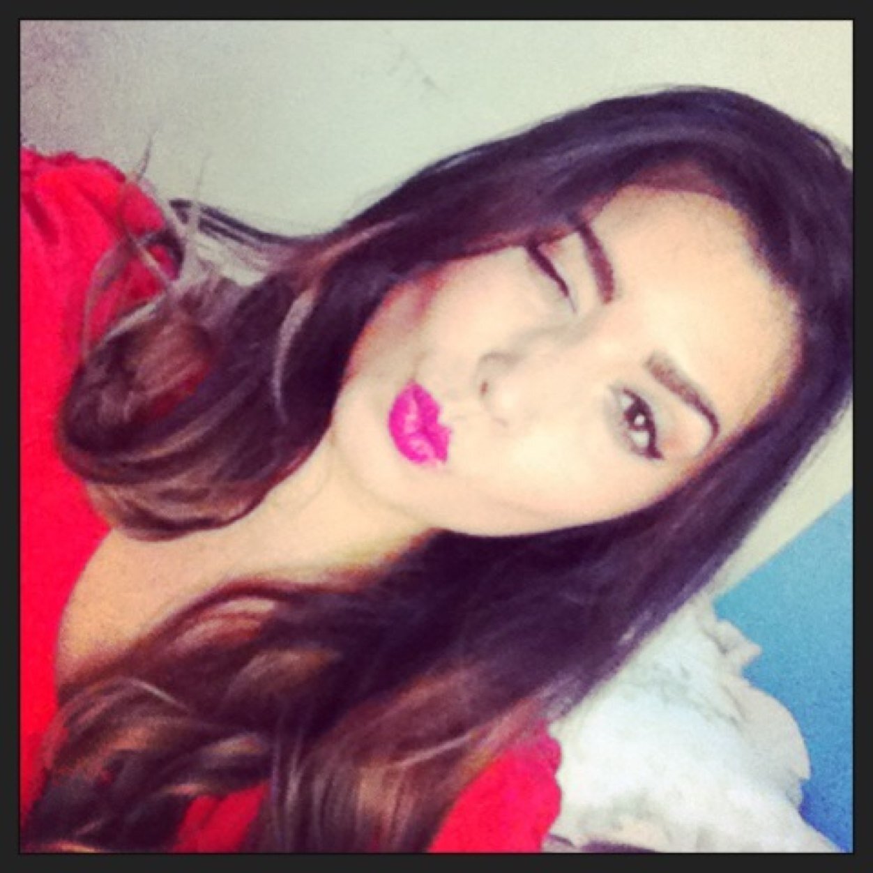 Brazilian,22, Beauty Vlogger, makeup lover...
http://t.co/4xku2R6T39