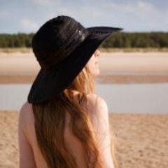 mfumargespu's profile picture. Одна туча может погрузить в темноту весь парк, одно слово может затемнить самое большое счастье.