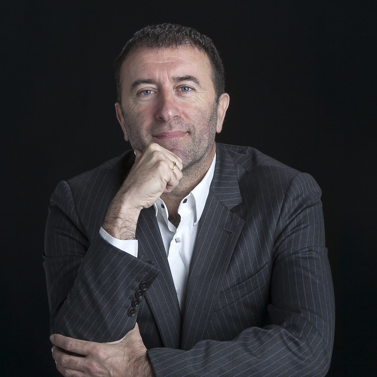 Passionate about tech & entrepreneurship, I’ve founded successful businesses and delved into blockchain. Now focused on Democracy4All, Nodus and Anima