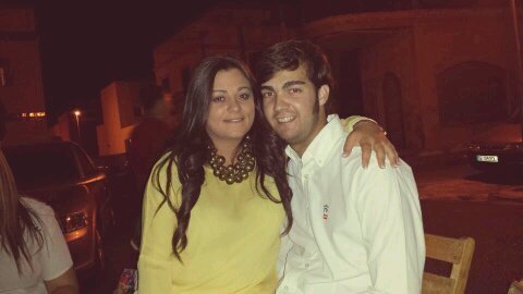 angela16rg's profile picture. 