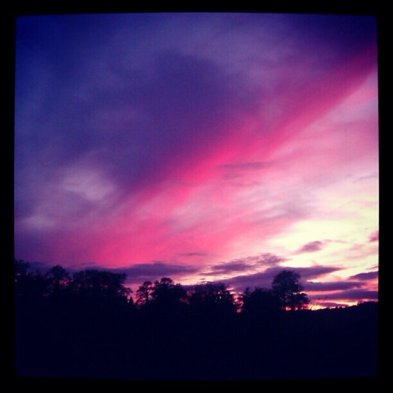 Please tweet any photos taken of the skies over the five valleys to share with all who follow.