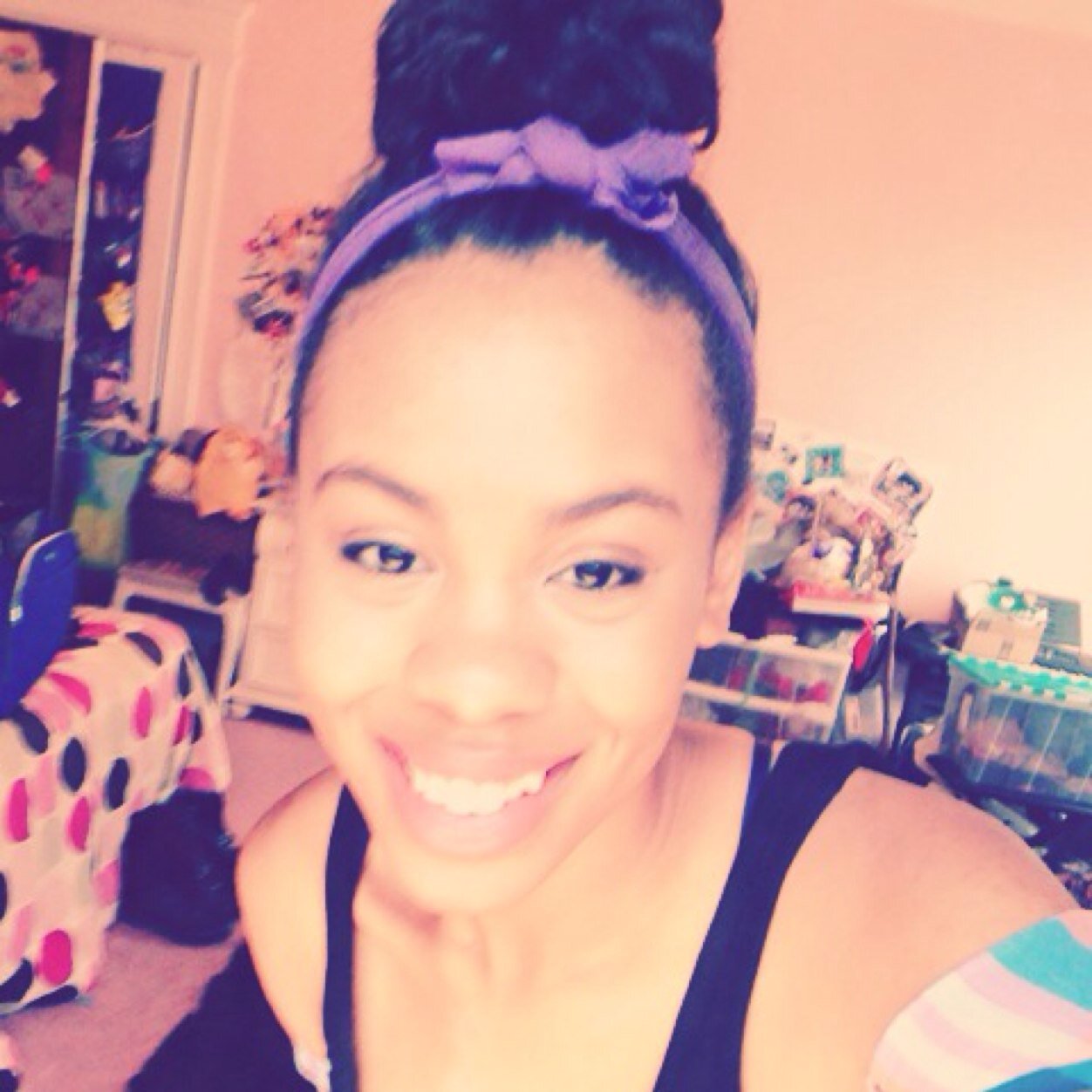 Music/Fashion/Dancing is my obsession, love to party, ♥#B5Army, Bruno Mars, and Michael Jackson Donald Glover. Pretty chill individual. Sassybut sweet