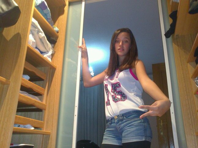 bellatania2010's profile picture. 