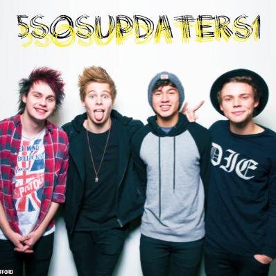 5 Girls updating you about 4 idiots best known as 5SOS! 0/4 OWNER: Natasha CO OWNERS: Nancy :-) Ana :3 Emily :P Chloe