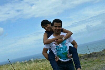 RDeshetti's profile picture. 