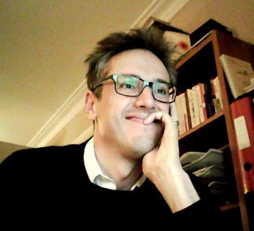 albertocaselles's profile picture. Fundador de la iniciativa Esperanza Bipolar, una forma diferente de promover la salud mental. Dejé atrás el trastorno bipolar. ¿Lo importante? Lo que hago :)