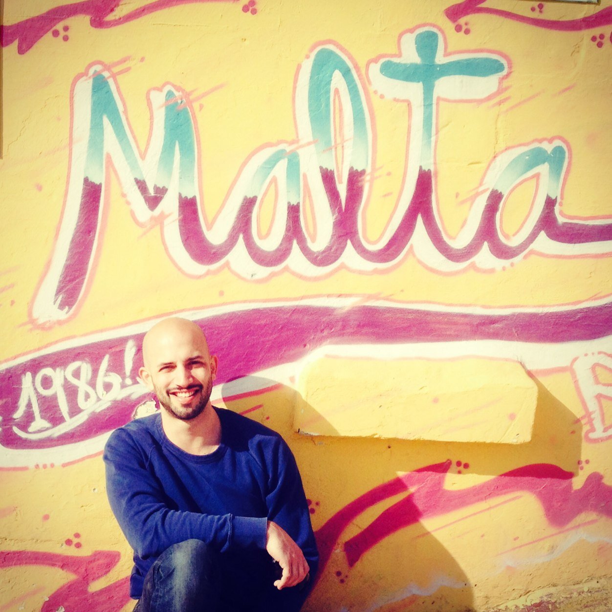 Baking, acting, films, Malta, scuba, fitness, theatre, beaches, fashion, books, London, singing. In no particular order.