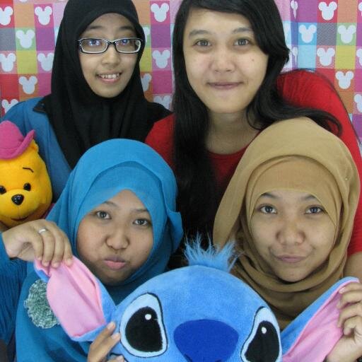 日本文学科'11 @バダイ
Love Allah, do the best for My Parents, My Sister, My Best Friends, and someone who love me