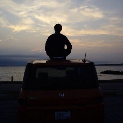 Suzukix 冒険飛行家の時代は終わっちまったんだ 国家とか民族とかくだらないスポンサーを背負って 飛ぶしかないんだよ 伝わらないかもしれないけど紅の豚の好きなシーン Suzukix 冒険飛行家の時代は終わっちまったんだ 国家とか民族とかくだらないスポンサーを背負って 飛ぶしかないんだよ 伝わらないかもしれないけど紅の豚の好きなシーン